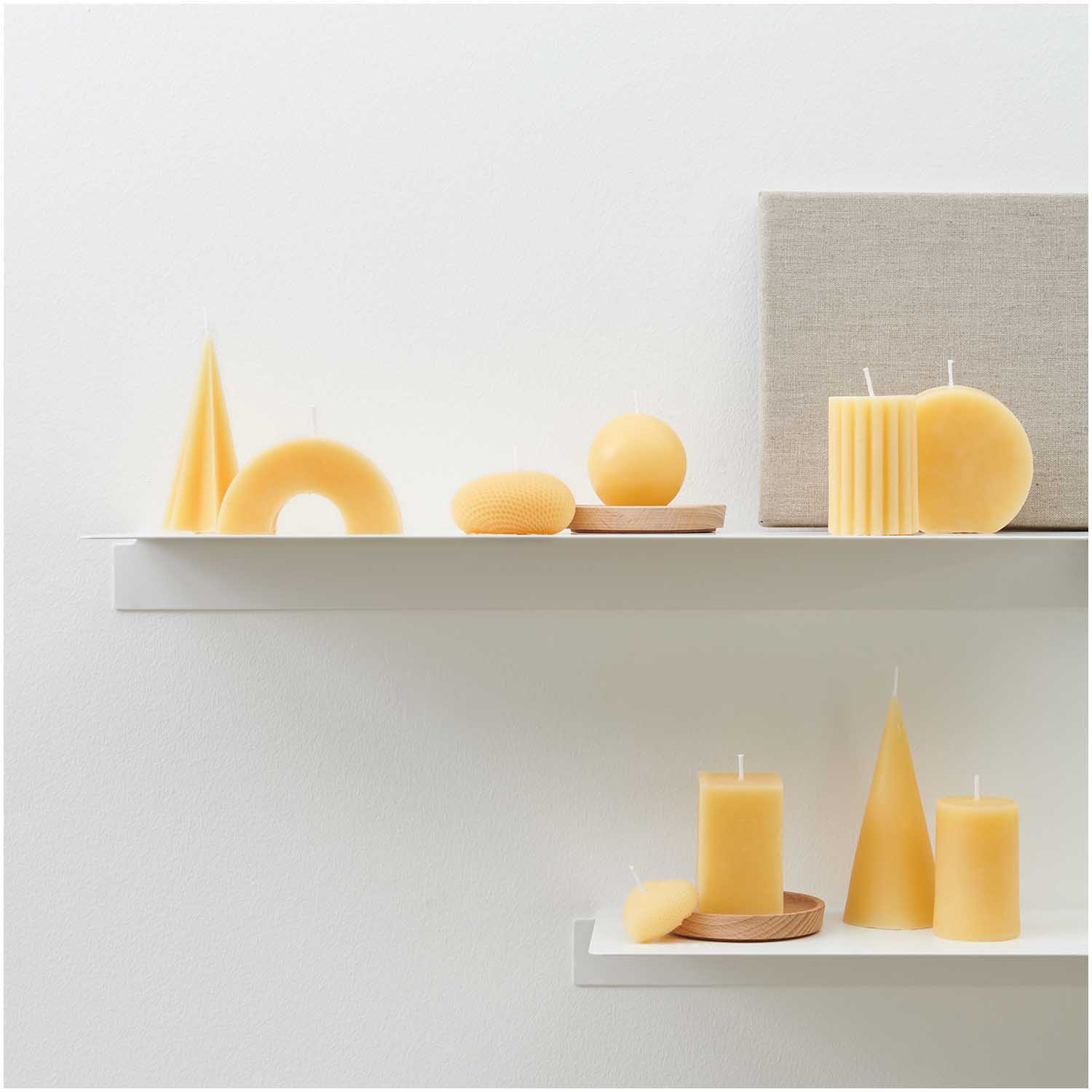 Beeswax Pastilles 200g - Image 3