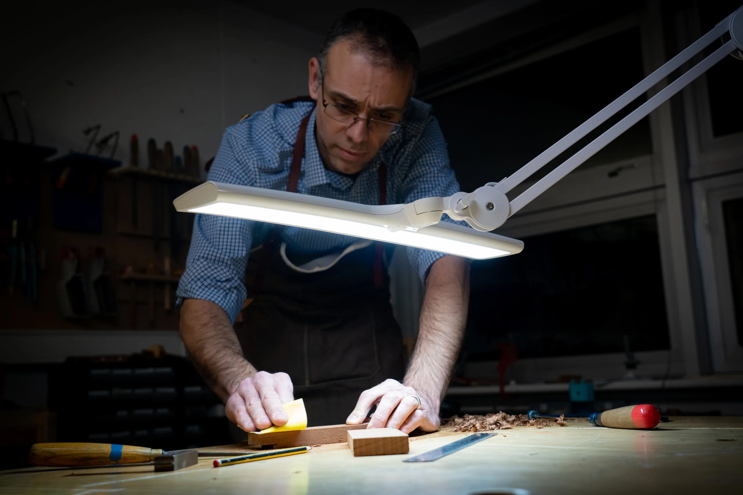 Daylight Lumi Task Lamp - Image 12