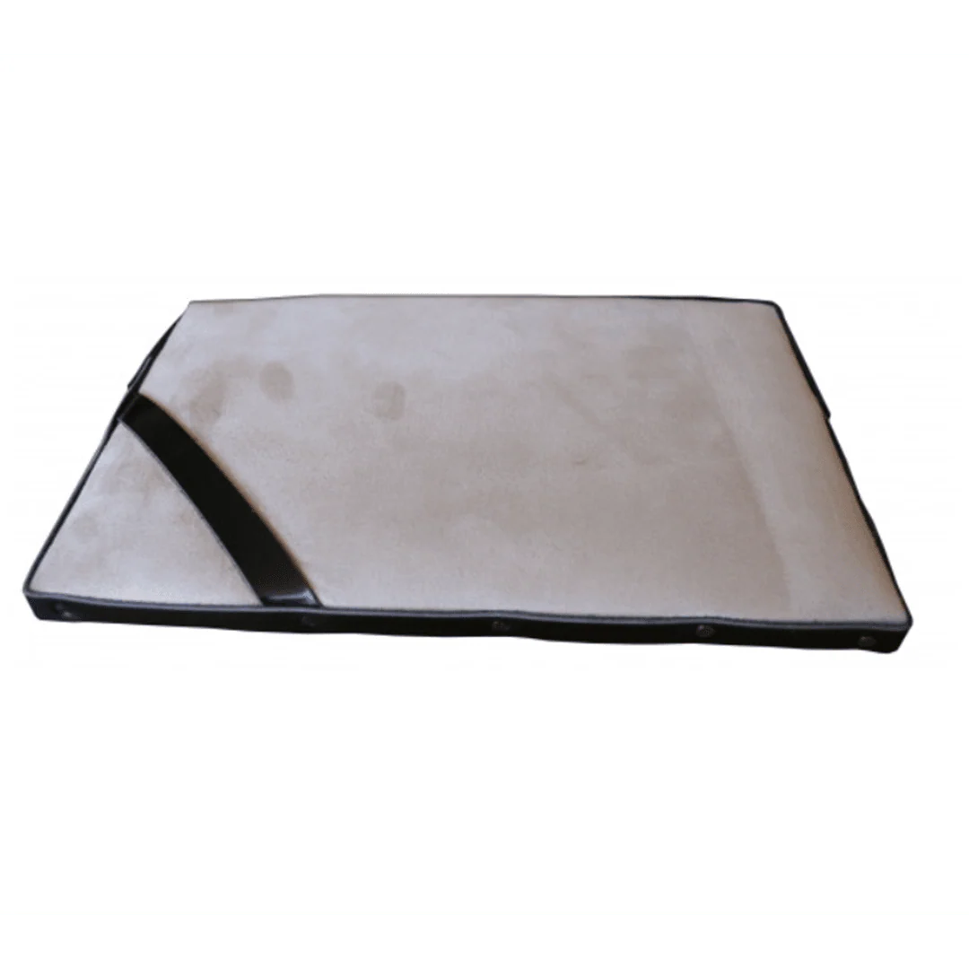 Gilder's Cushion, Leather (18 x 28cm)