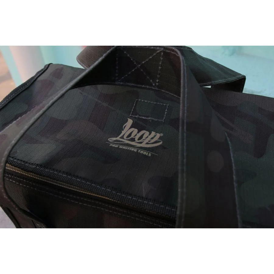 Loop 8 Pack Shoulder Bag Camouflage - Image 3
