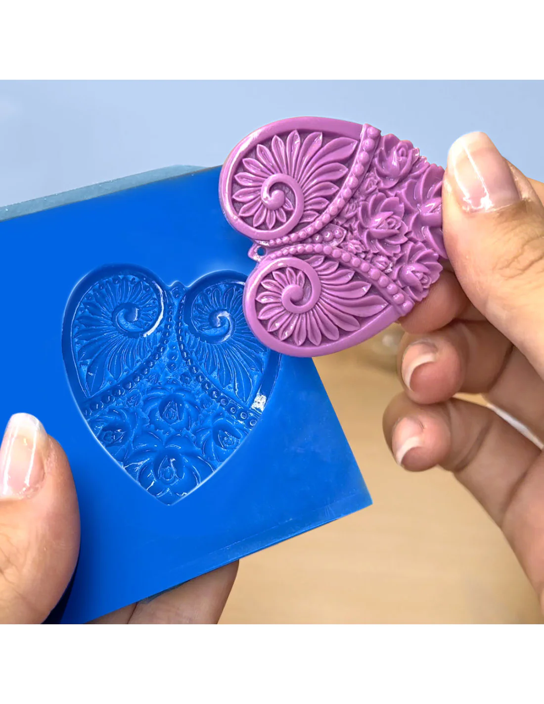 R PRO 20 - Silicone rubber 1:1 for medium hardness moulds - Image 4