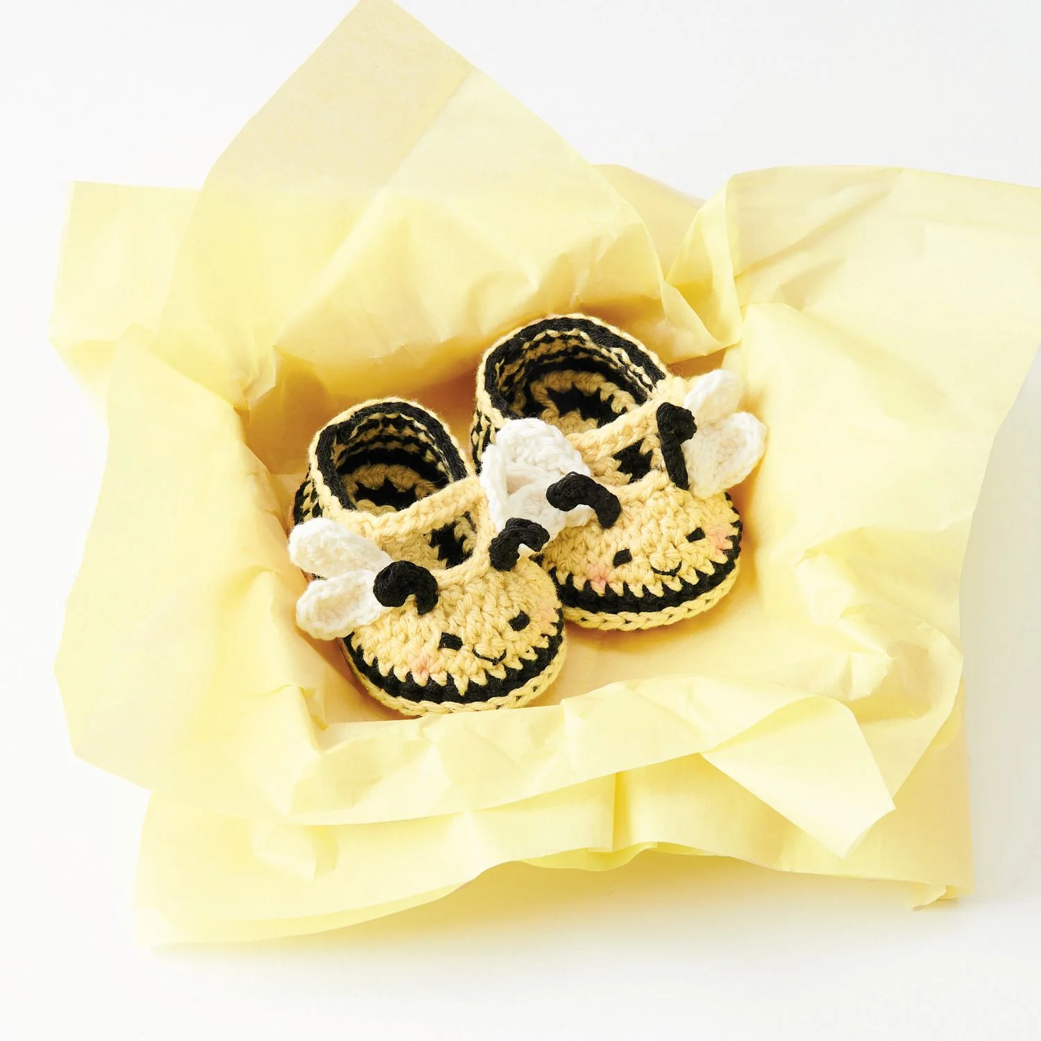 Ricorumi Crochet Set Baby Booties Bee - Image 5