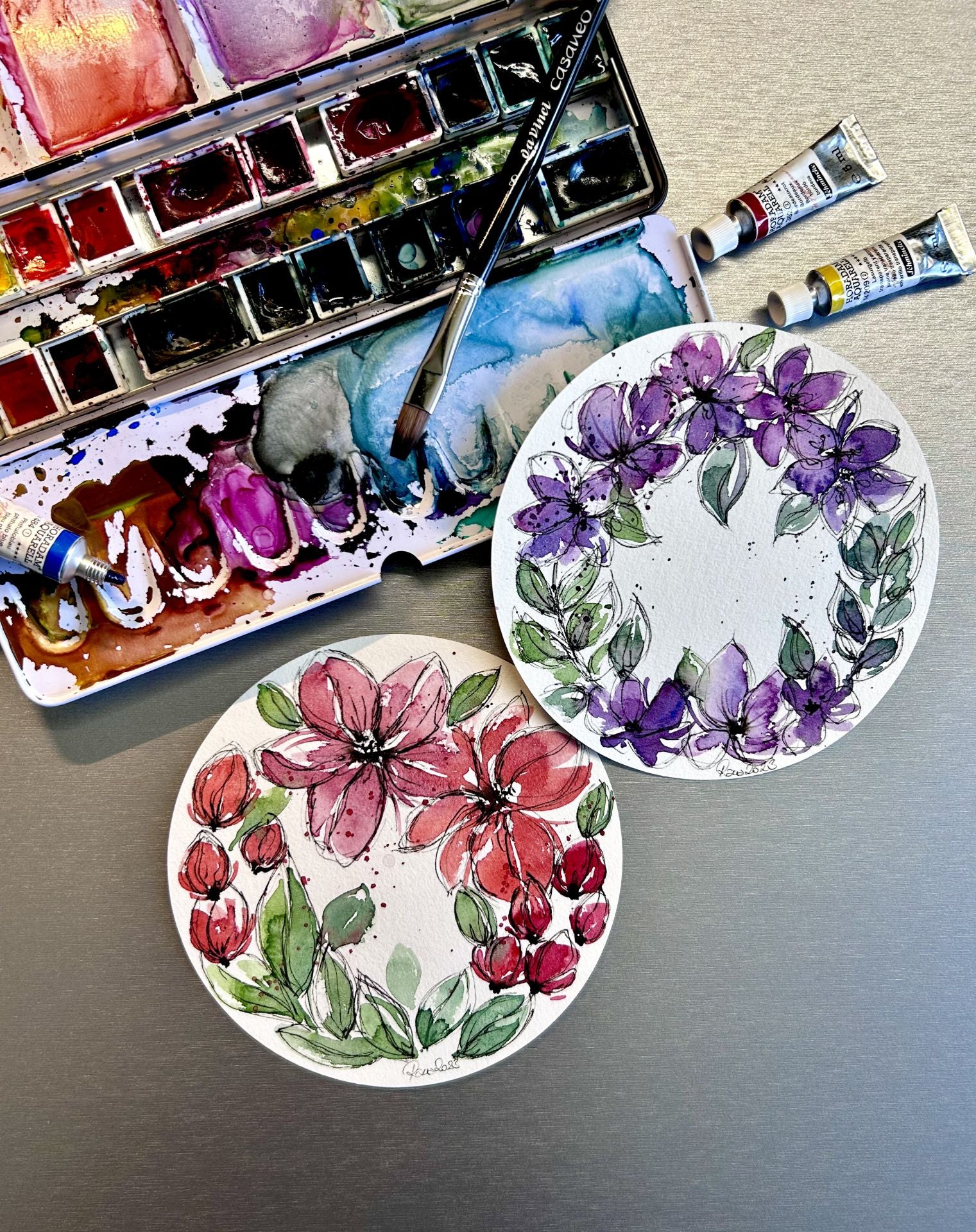 Round Watercolour Paper in Metal Box - Image 4