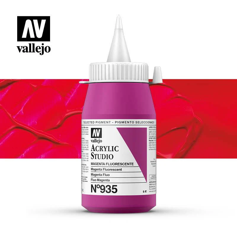 Vallejo Studio Acrylics 500ml - Image 58